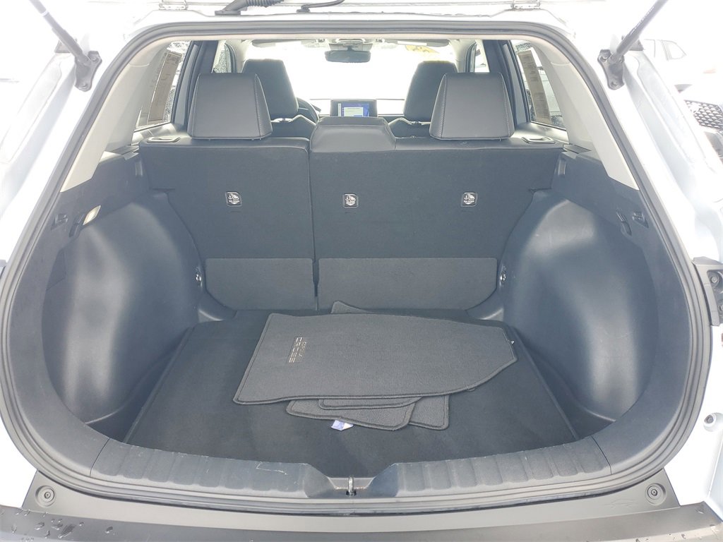 Certified 2023 Toyota Corolla Cross XLE image 8