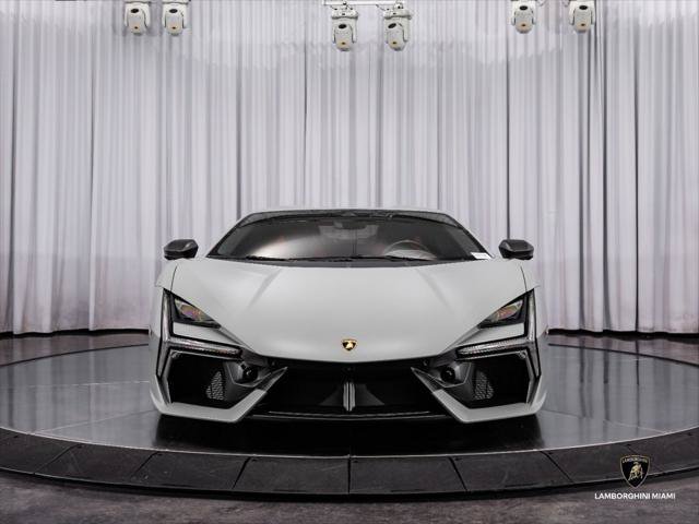 Used 2024 Lamborghini Revuelto AWD/4WD image 2