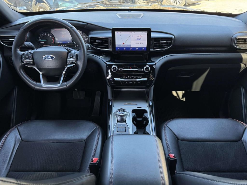 Certified 2023 Ford Explorer ST-Line w/ Class IV Trailer Tow Package image 2