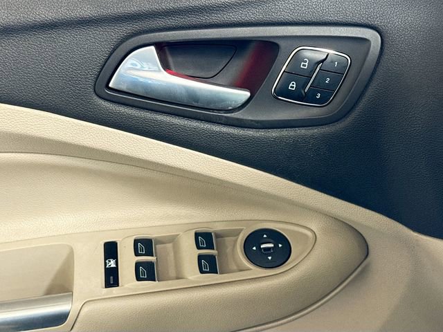 Used 2015 Ford Escape Titanium image 19