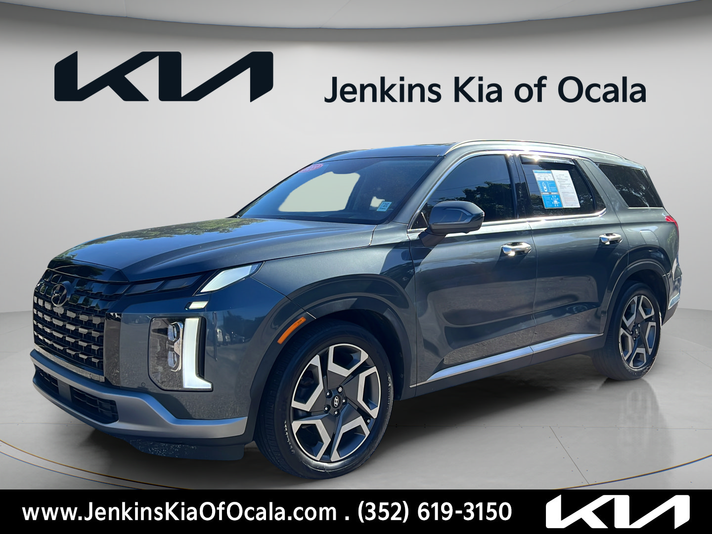 Used 2023 Hyundai Palisade Limited FWD image 7