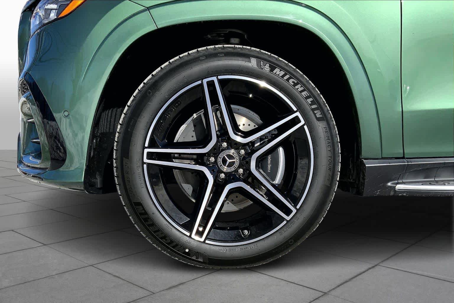 New 2026 Mercedes-Benz GLS 450 4MATIC image 15