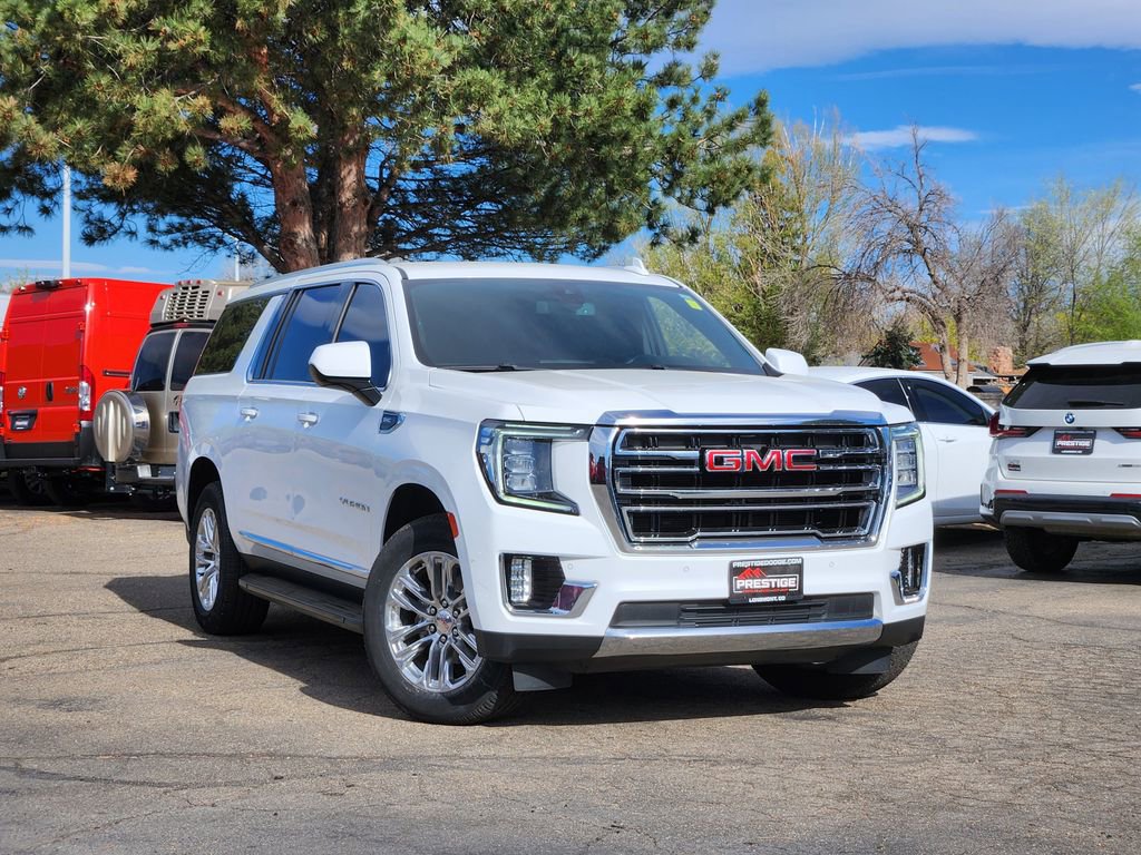 Used 2021 GMC Yukon XL SLT AWD/4WD image 1