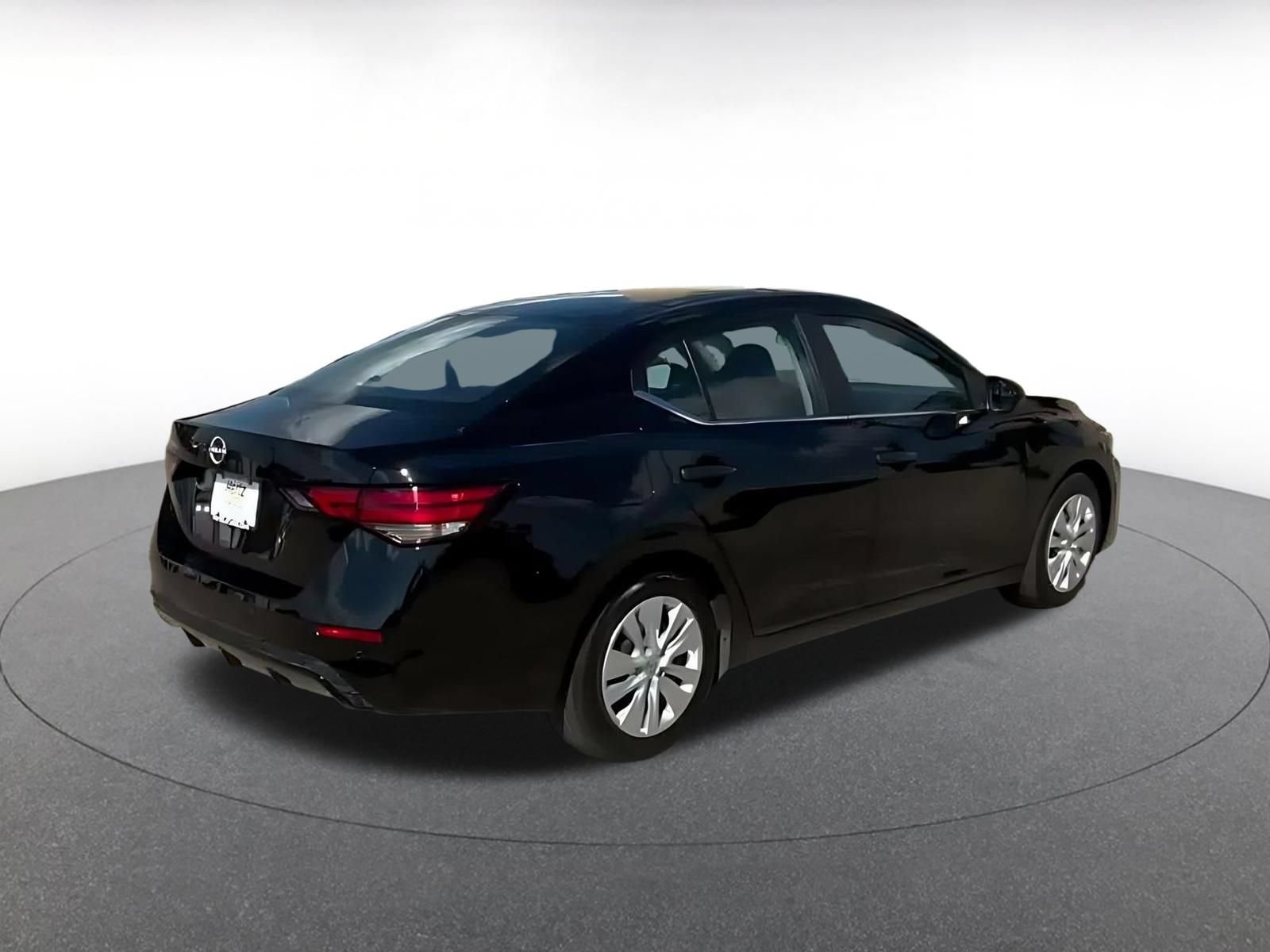 Used 2025 Nissan Sentra S FWD image 12