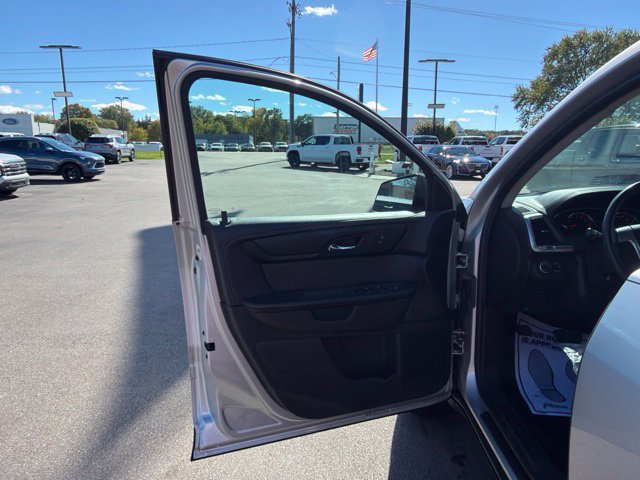 Used 2016 GMC Acadia SLE FWD image 12