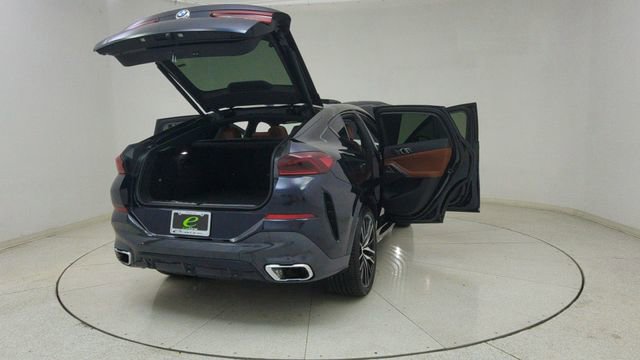 Used 2022 BMW X6 xDrive40i w/ Executive Package image 77