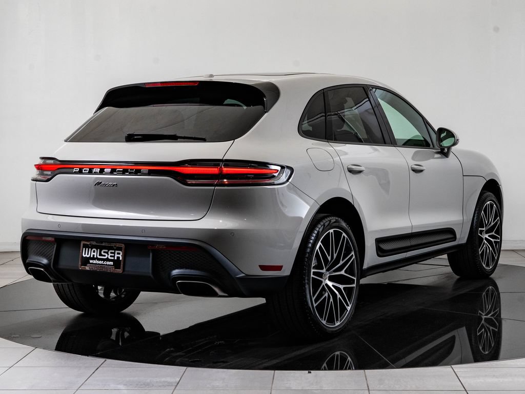 New 2026 Porsche Macan AWD/4WD image 8