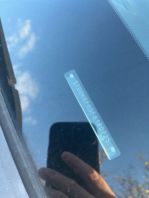 Used 2015 Toyota Highlander Limited image 3