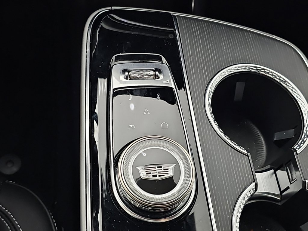 Used 2024 Cadillac Lyriq Sport RWD image 19