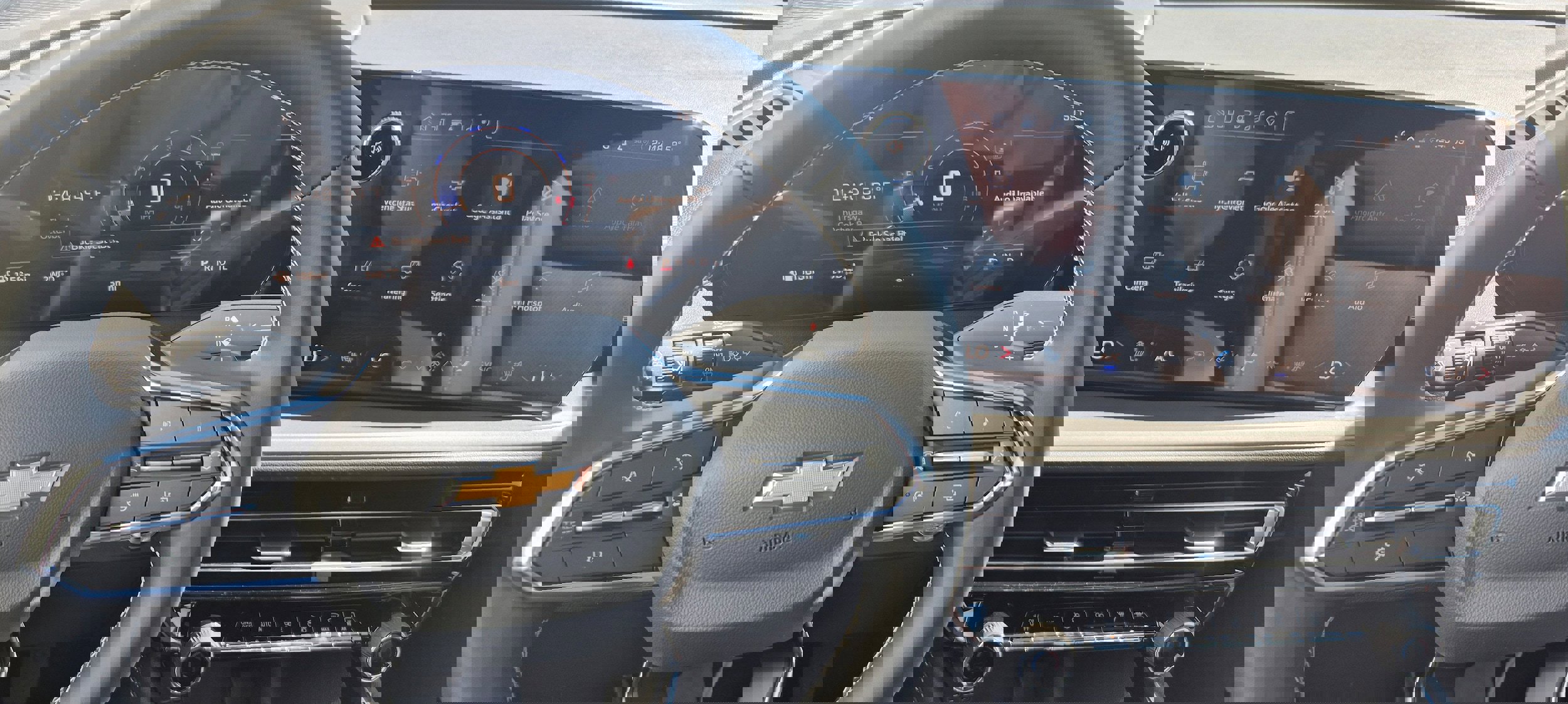 New 2026 Chevrolet Traverse LT w/ Driver Confidence Package image 9