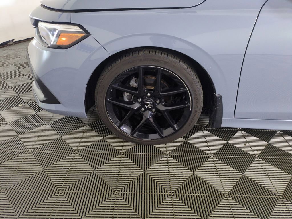 Used 2023 Honda Civic Sport image 25