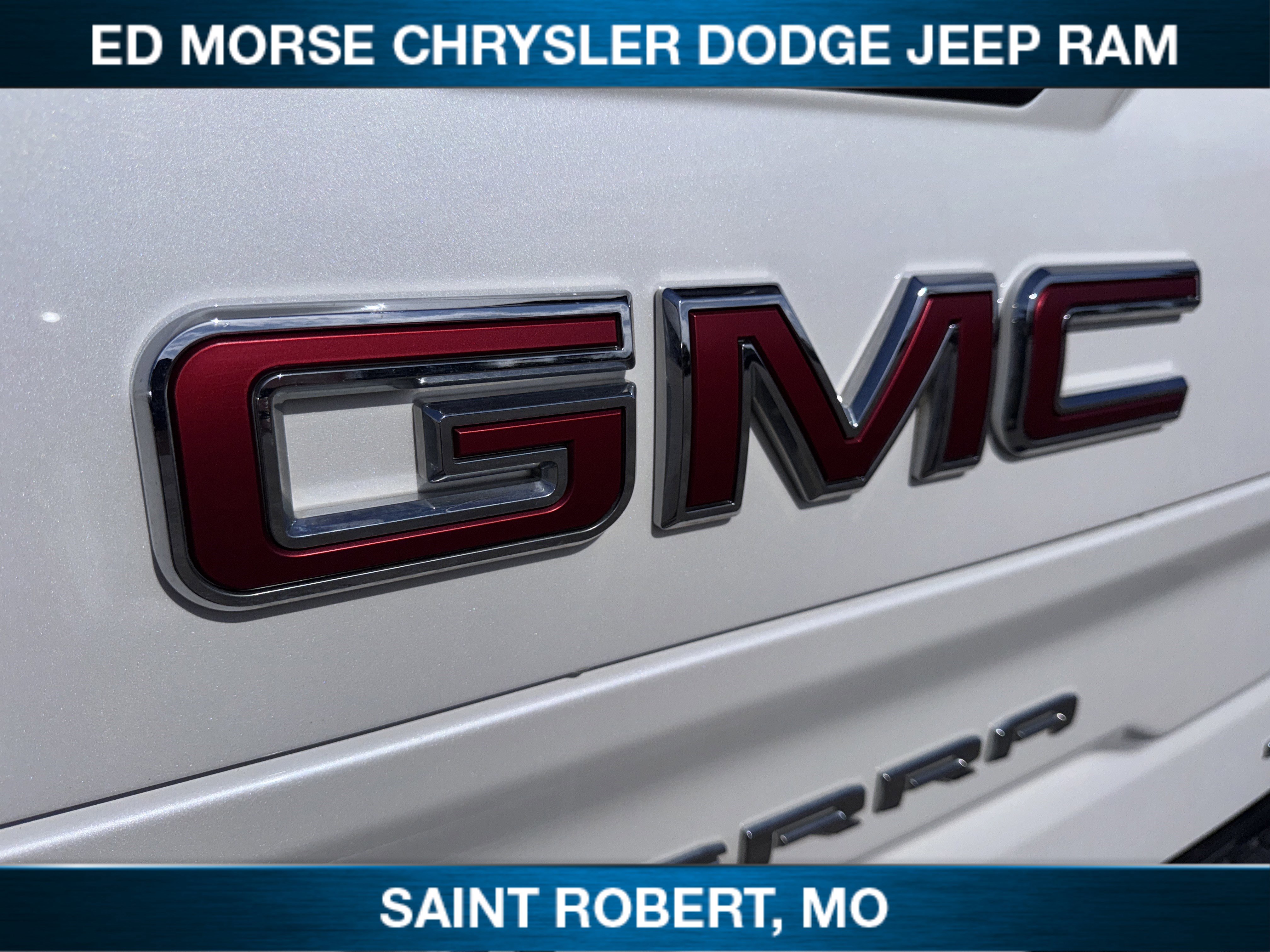 Used 2020 GMC Sierra 1500 SLT w/ SLT Premium Plus Package image 9