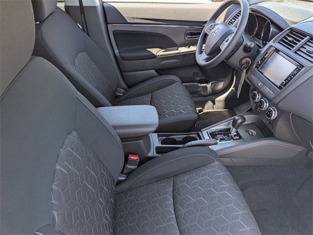 New 2025 Mitsubishi Outlander Sport ES image 7
