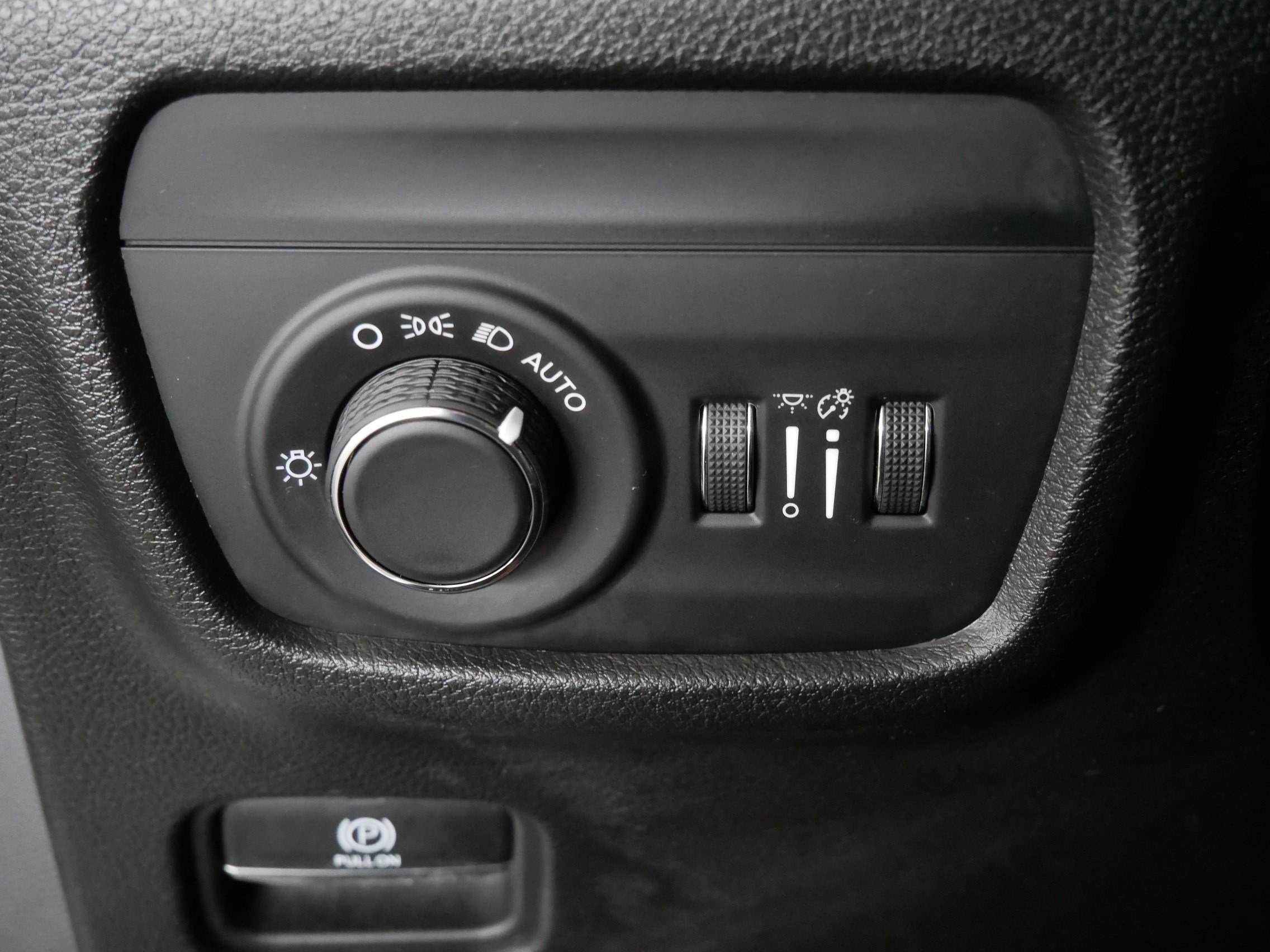 Used 2022 Jeep Grand Cherokee Altitude image 26