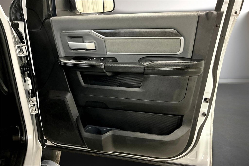 Used 2021 RAM 2500 Big Horn image 29