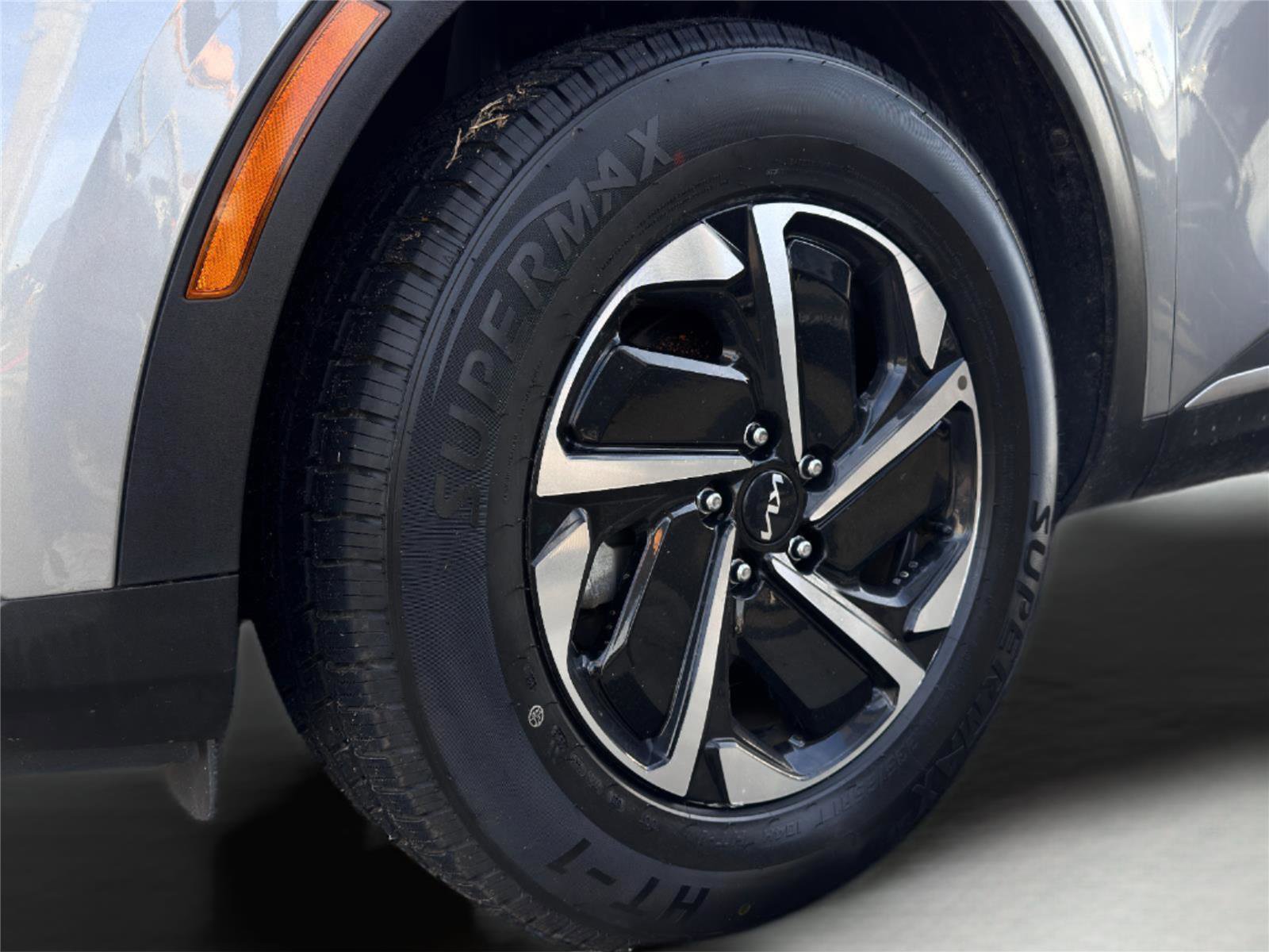 Used 2023 Kia Sportage LX image 26