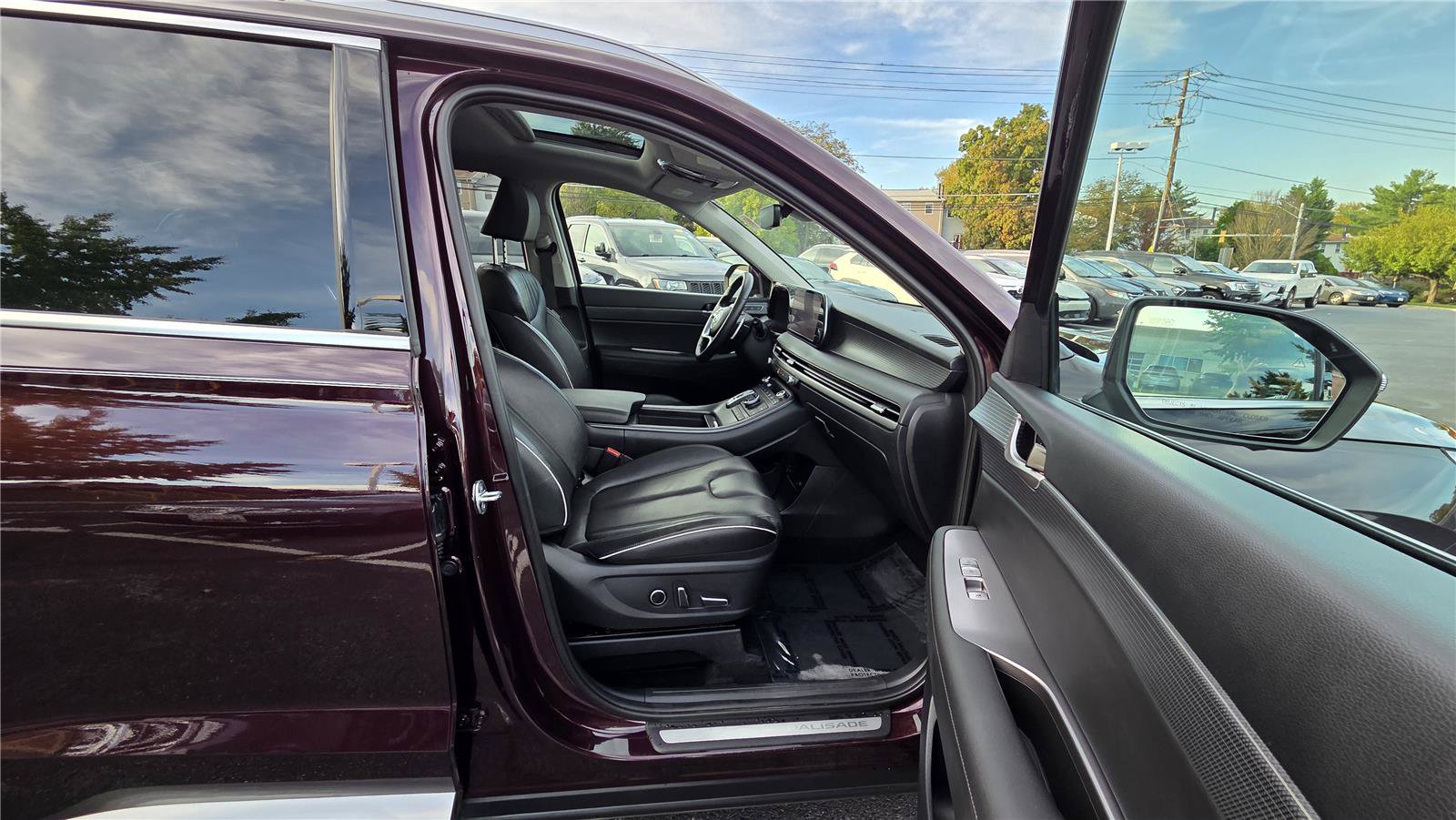 Used 2023 Hyundai Palisade Limited AWD/4WD image 33