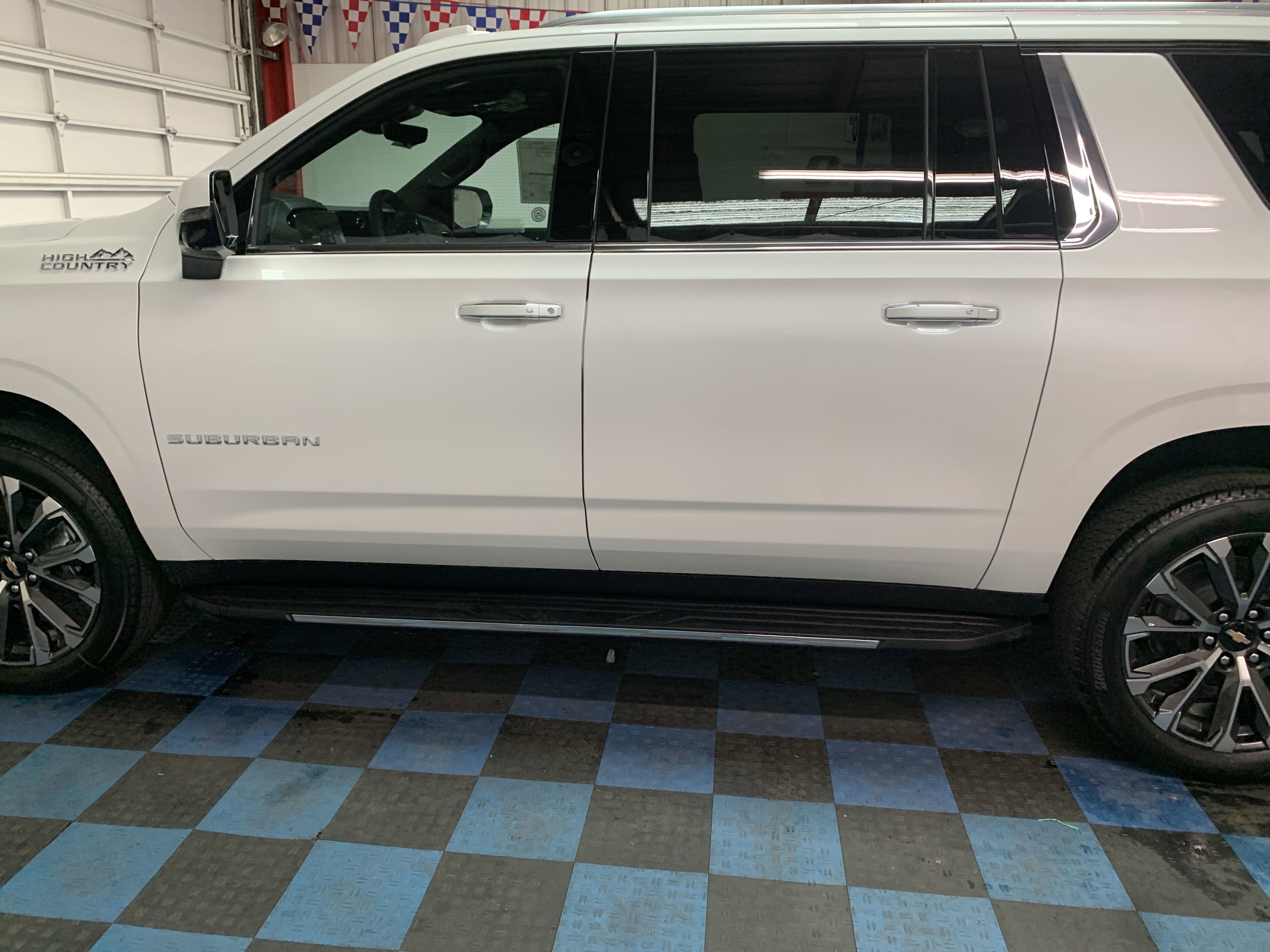 New 2025 Chevrolet Suburban High Country image 2