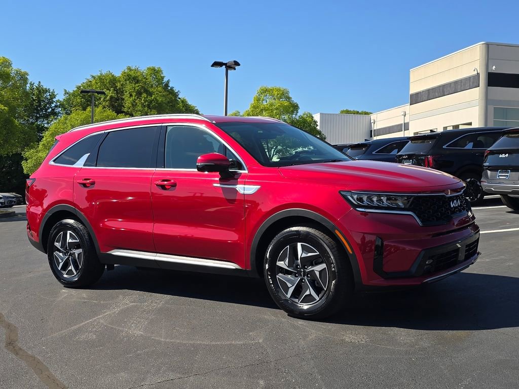 Certified 2023 Kia Sorento EX image 1