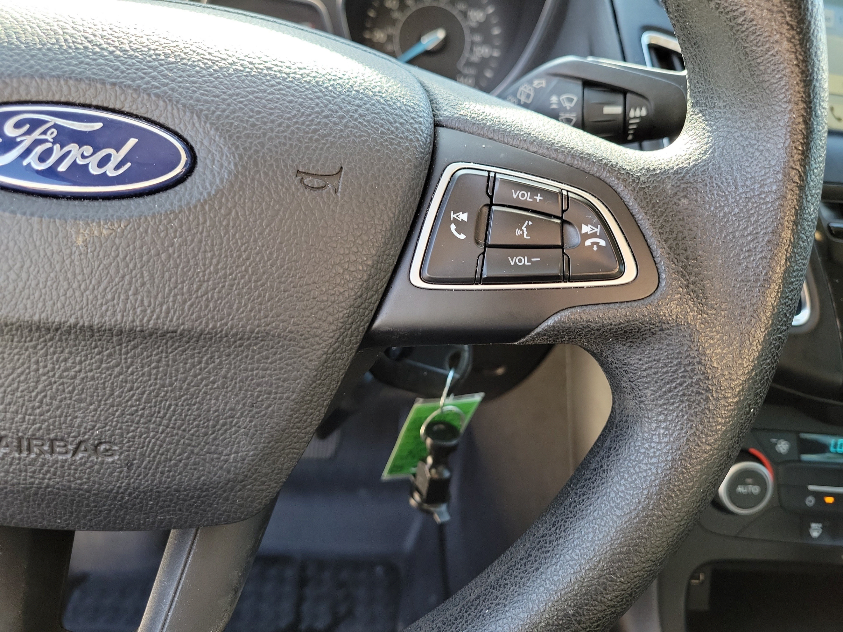 Used 2018 Ford Focus SEL FWD image 23