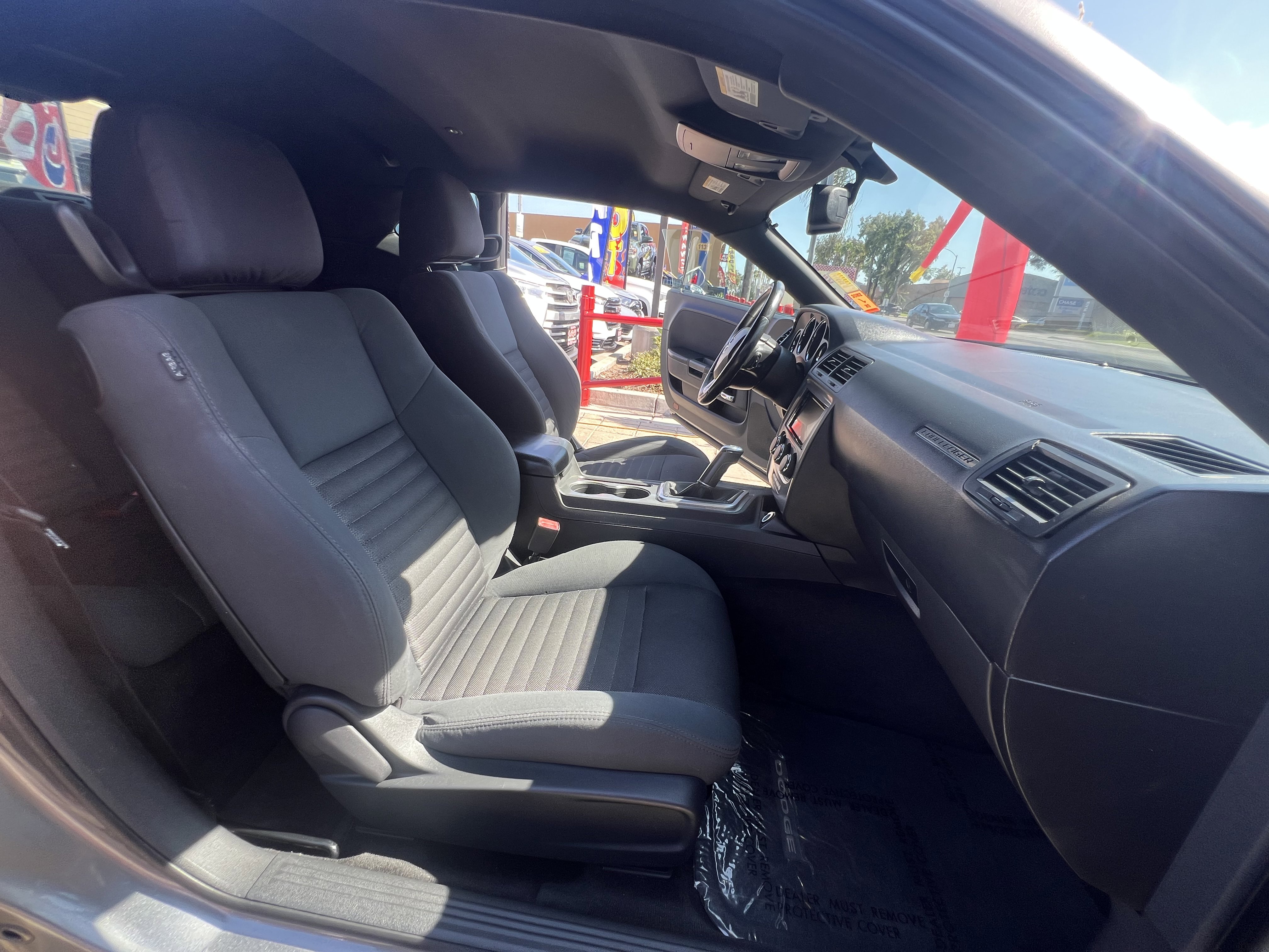 Used 2011 Dodge Challenger R/T RWD image 31