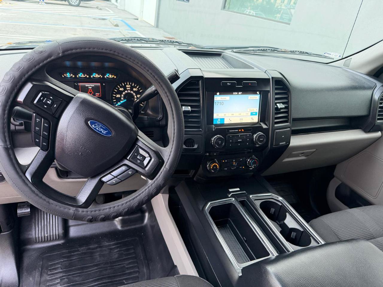 Used 2017 Ford F150 XL w/ Equipment Group 101A Mid RWD image 16