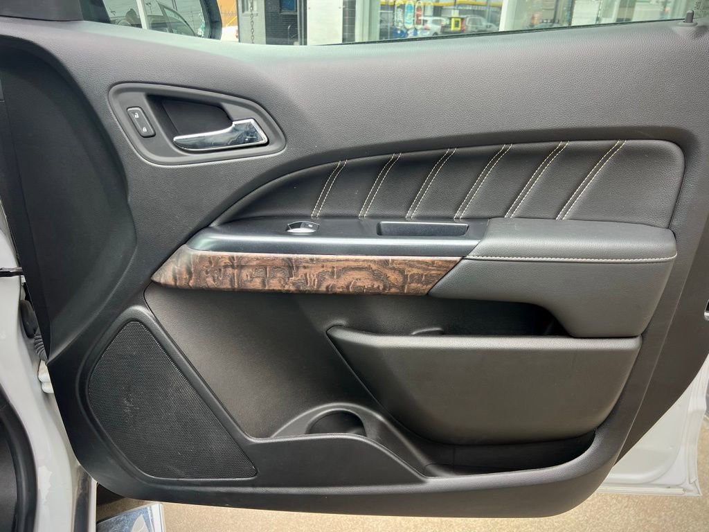 Used 2021 GMC Canyon Denali image 29