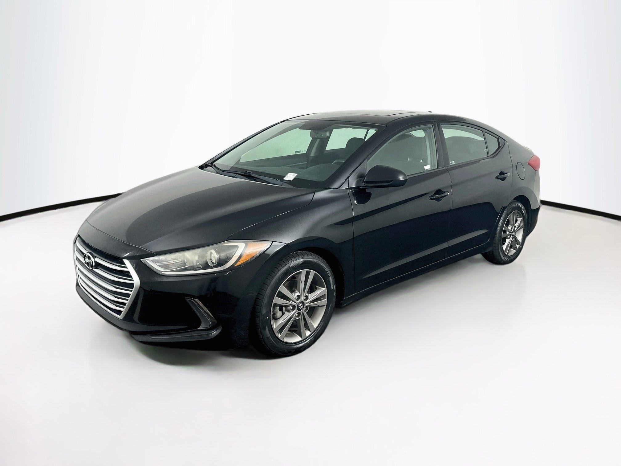 Used 2018 Hyundai Elantra Value Edition FWD image 3