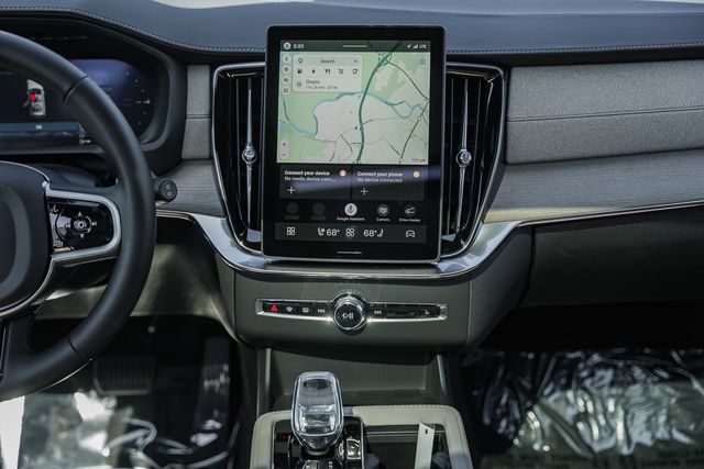 New 2026 Volvo XC90 T8 Ultra w/ Protection Package AWD/4WD image 26