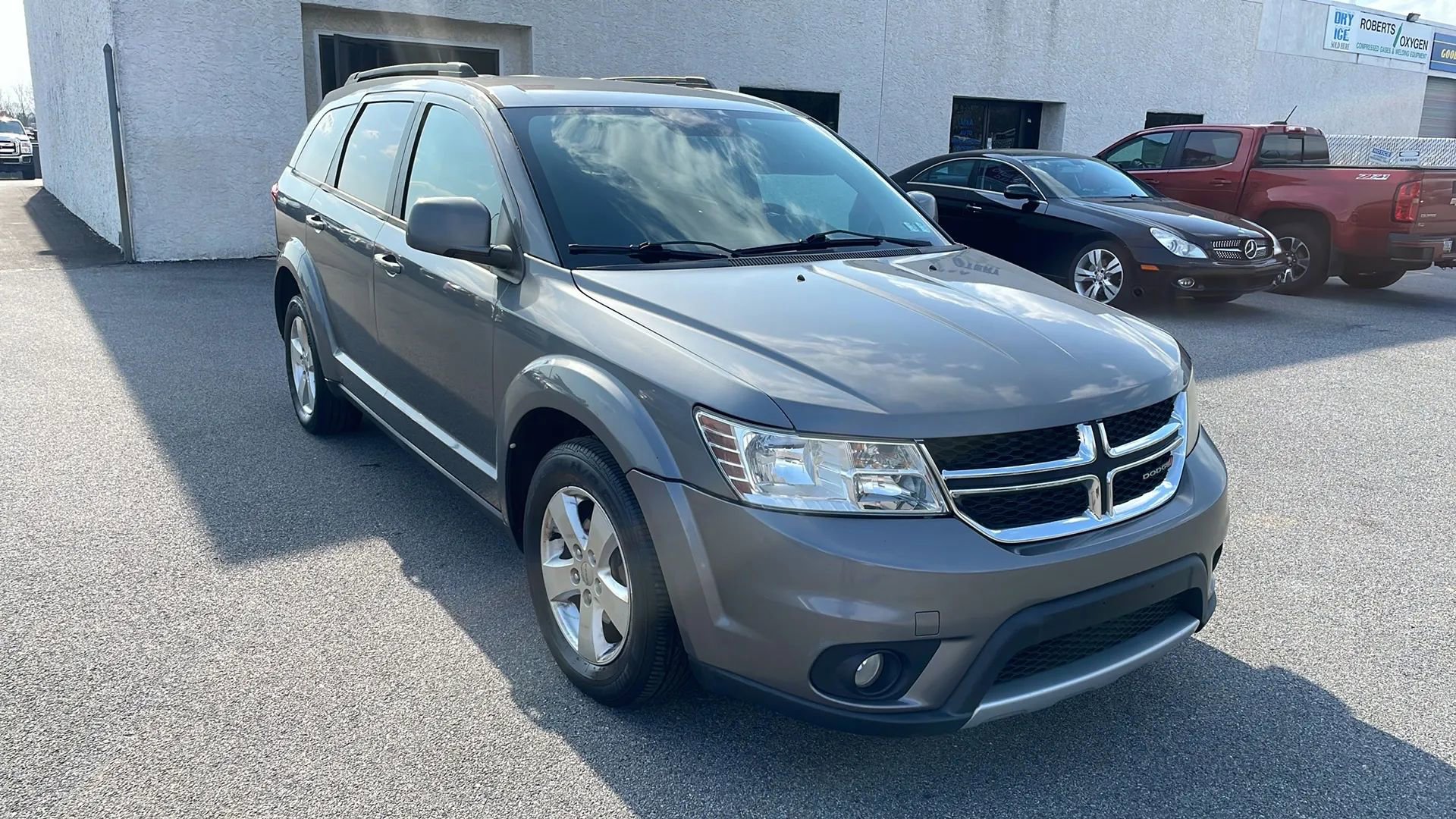 Used 2012 Dodge Journey SXT w/ Flexible Seating Group image 11