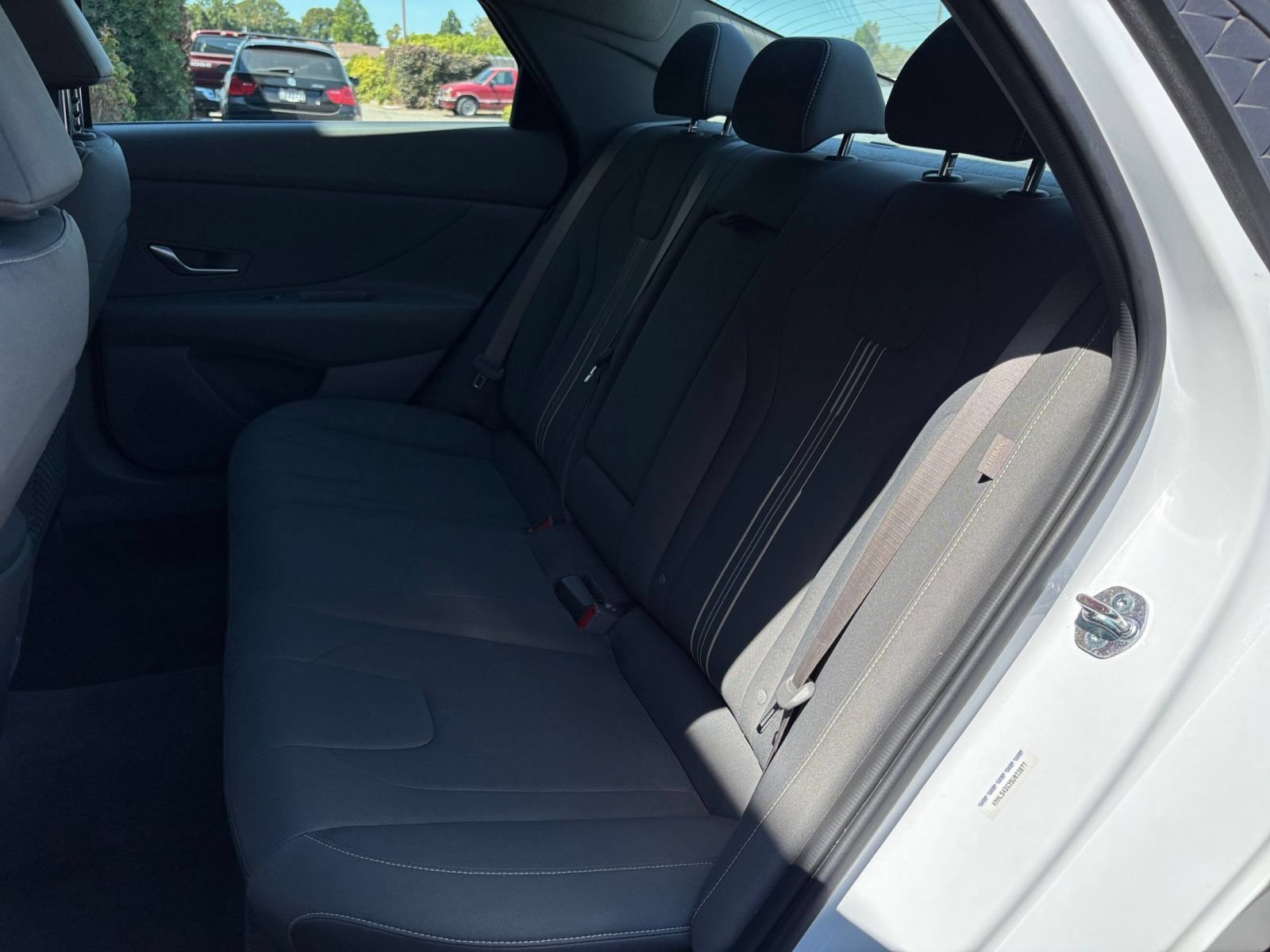 Used 2025 Hyundai Elantra SEL FWD image 38