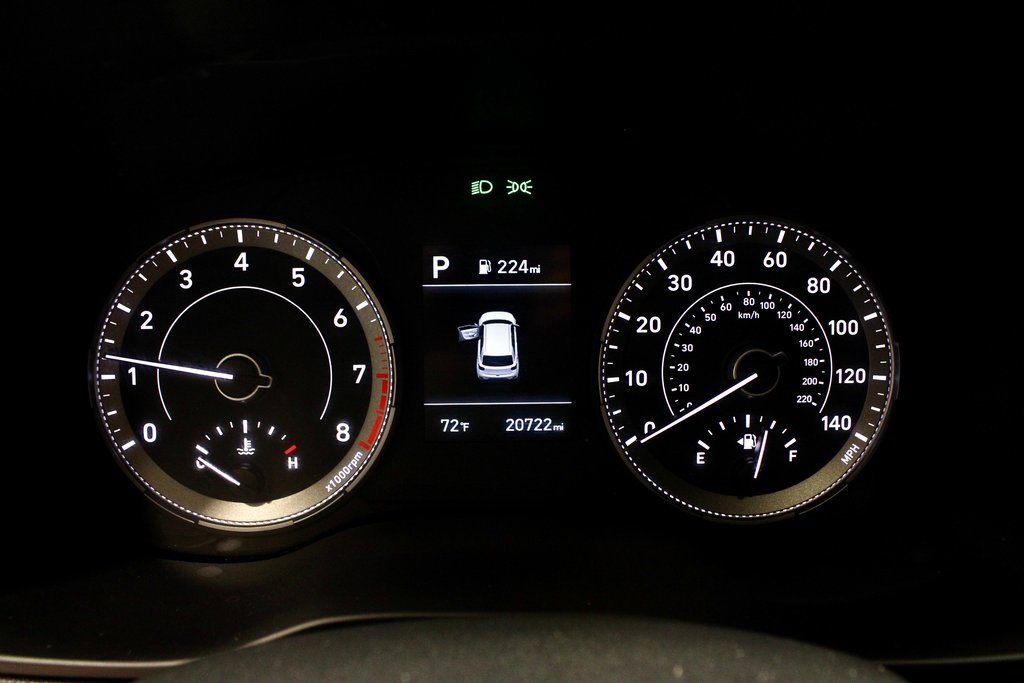 Used 2022 Hyundai Venue SEL image 30