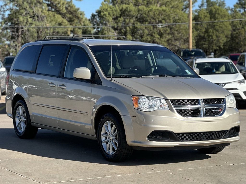 Used 2014 Dodge Grand Caravan SXT w/ UConnect Hands-Free Group image 1
