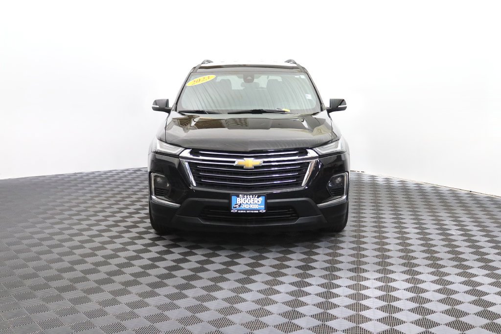 Used 2023 Chevrolet Traverse LT AWD/4WD image 2