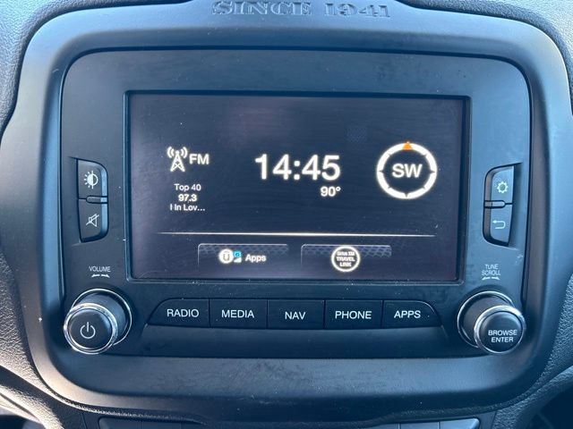 Used 2017 Jeep Renegade Trailhawk w/ Premium Trailhawk Package AWD/4WD image 21