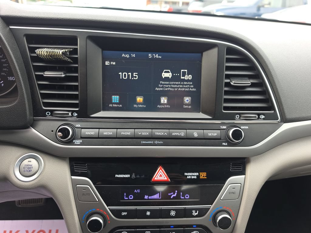 Used 2017 Hyundai Elantra Limited FWD image 25