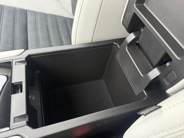New 2026 Mitsubishi Outlander SE FWD image 23