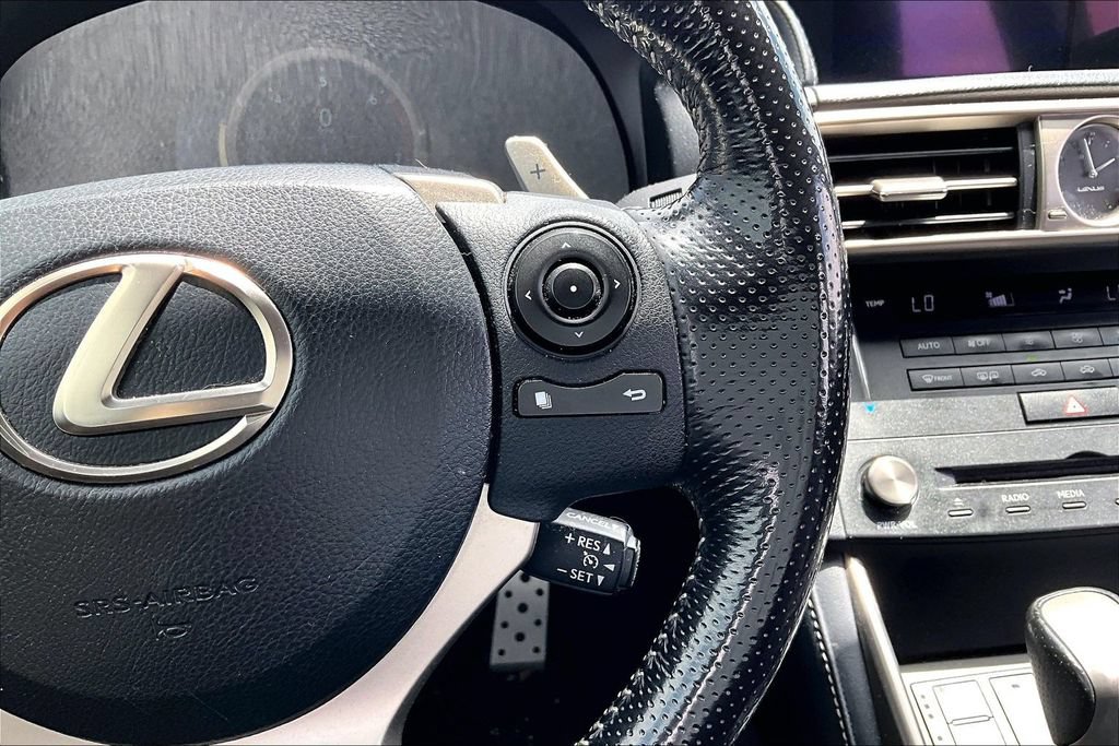 Used 2016 Lexus IS 200t w/ F Sport Package RWD image 24