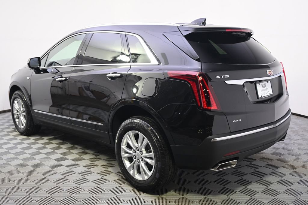 New 2026 Cadillac XT5 Luxury w/ LPO, Floor Liner Package AWD/4WD image 3