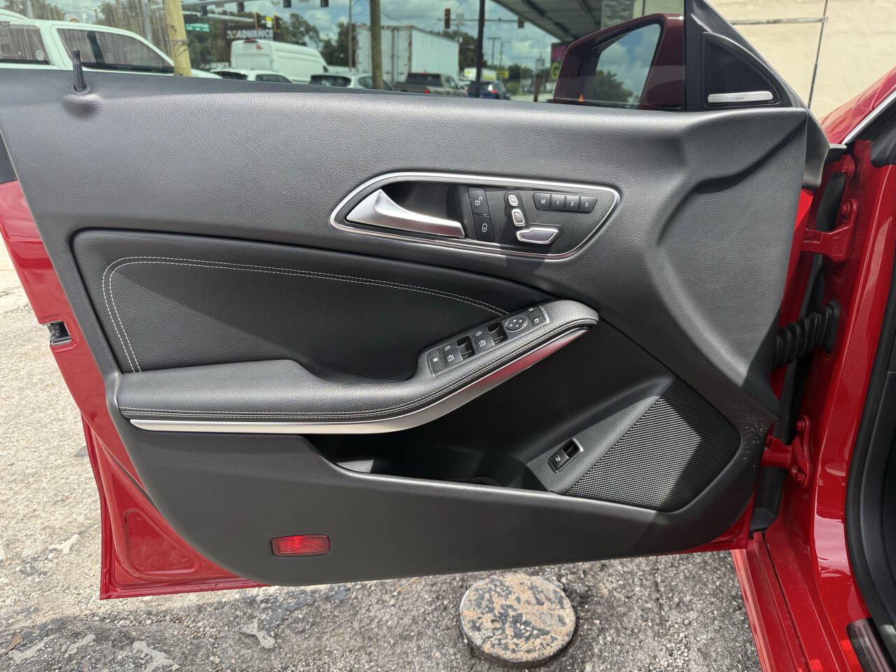 Used 2017 Mercedes-Benz CLA 250 image 10