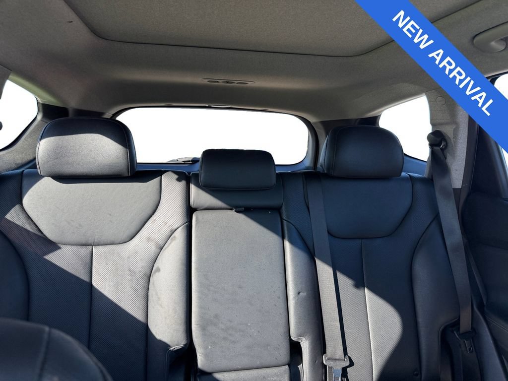 Used 2020 Hyundai Santa Fe Limited AWD/4WD image 11