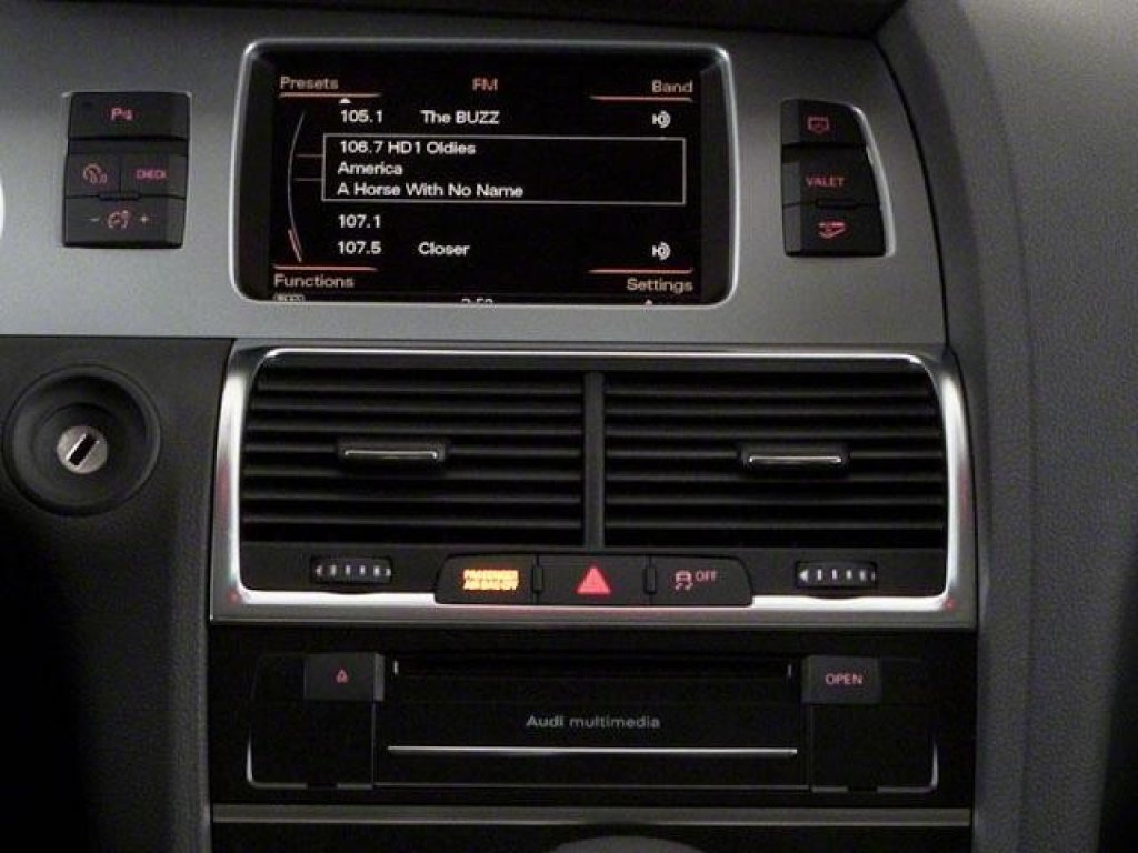 Used 2010 Audi Q7 TDI Premium Plus AWD/4WD image 11