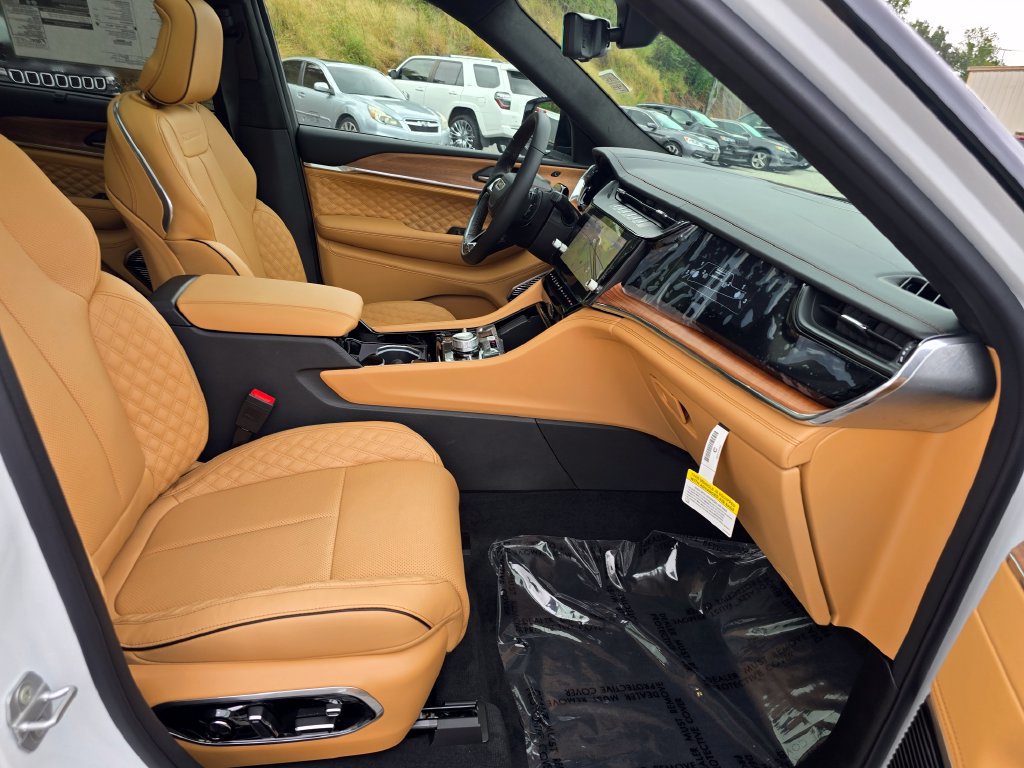 New 2027 Jeep Grand Cherokee Summit AWD/4WD image 27