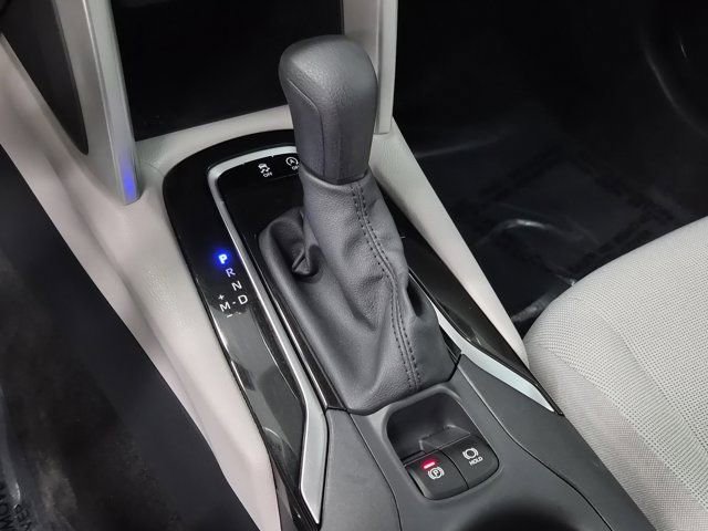 Used 2024 Toyota Corolla Cross L image 31