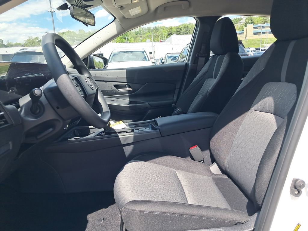 New 2026 Nissan Sentra SV w/ Floor Mat Package FWD image 10
