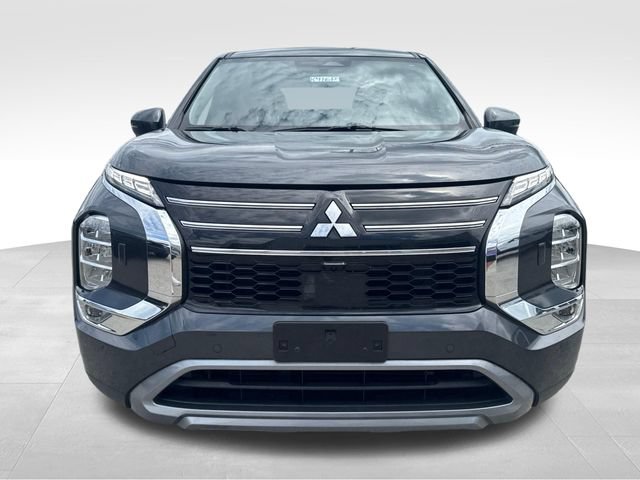 Used 2025 Mitsubishi Outlander AWD video 2