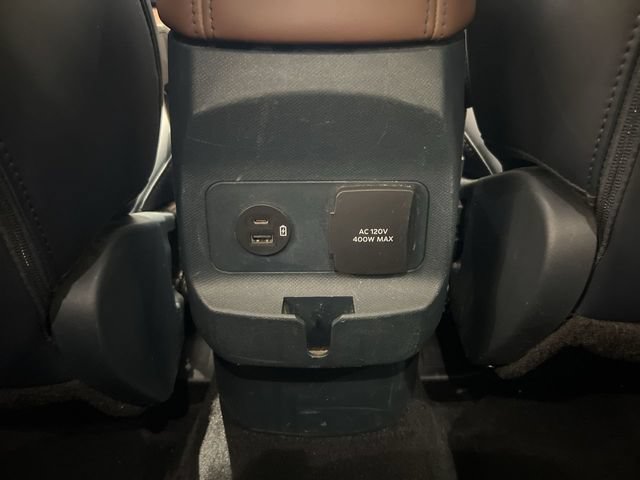 Used 2022 Ford Maverick Lariat w/ Lariat Luxury Package FWD image 19