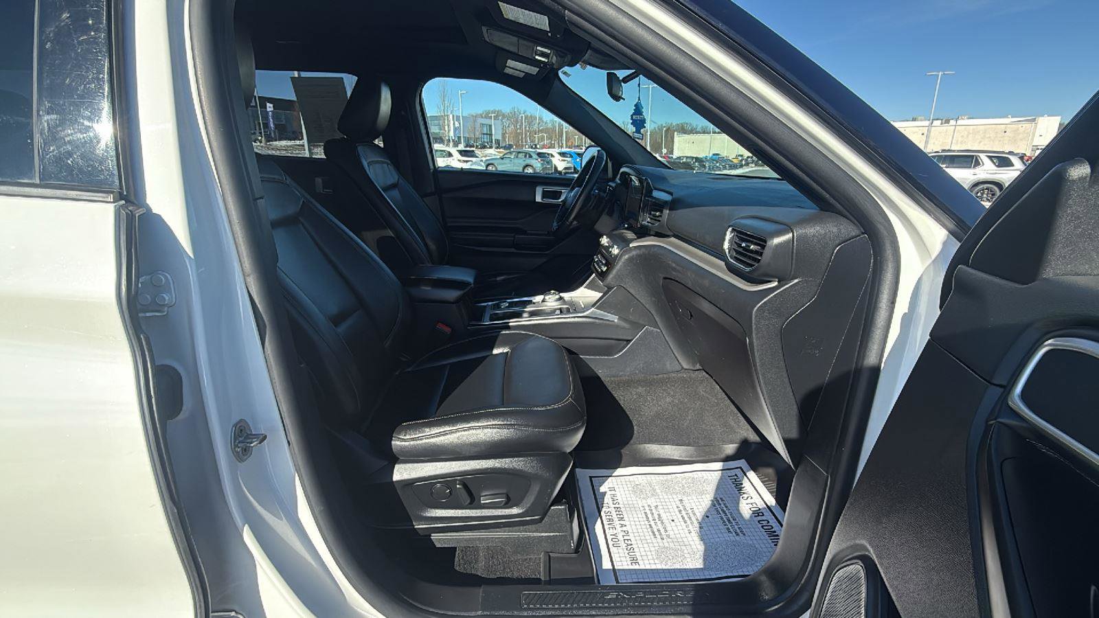 Used 2020 Ford Explorer XLT w/ Equipment Group 202A image 21