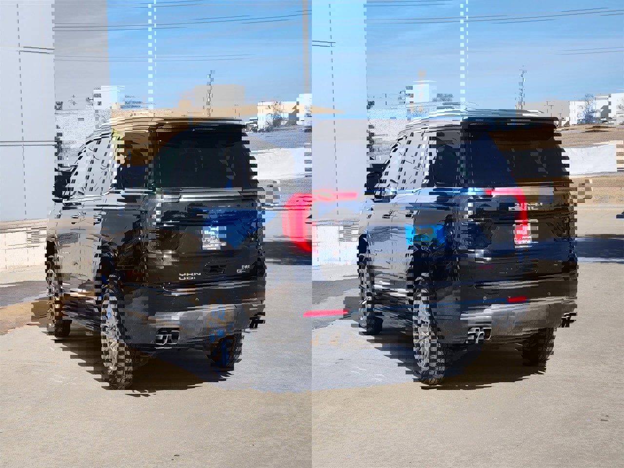 Used 2025 GMC Yukon Denali image 7