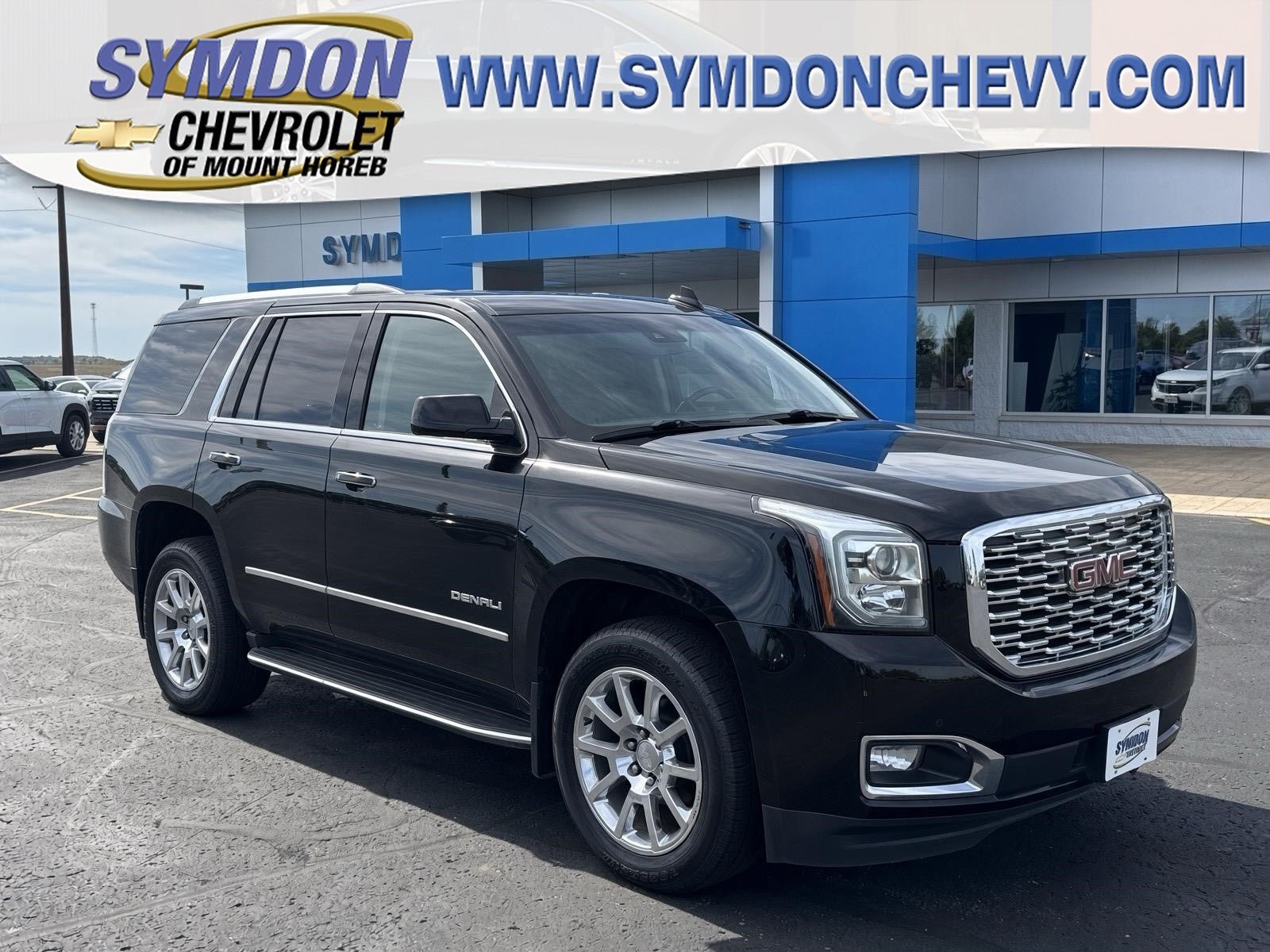 Used 2019 GMC Yukon Denali AWD/4WD image 1